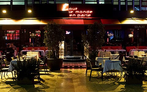 RESTAURANT BAR CLUB TOUT LE MONDE EN PARLE