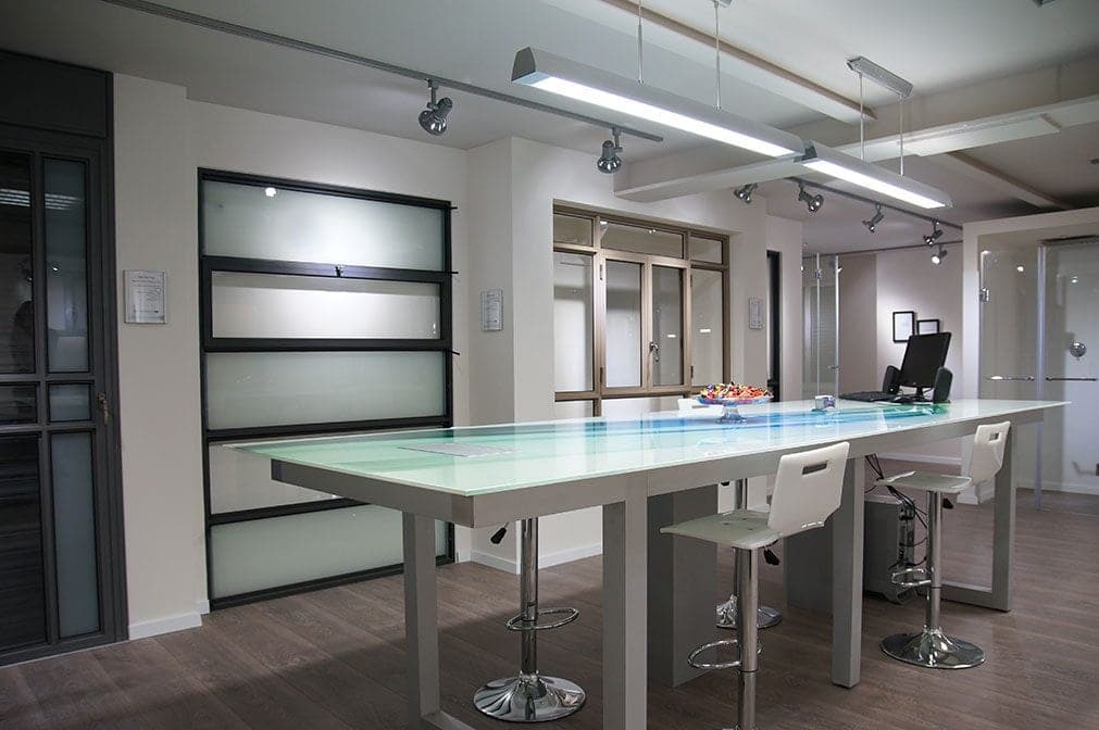 SHOWROOMBY ET SHOWROOM 4 3