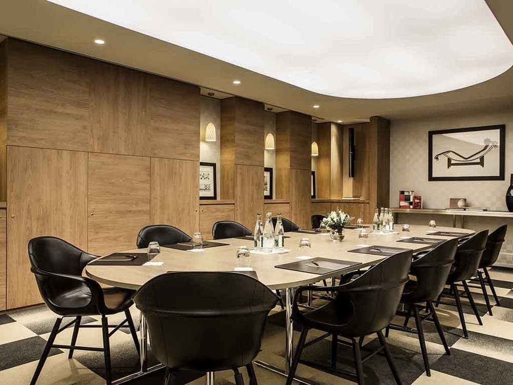 SOFITEL PARIS ARC DE TRIOMPHE  2