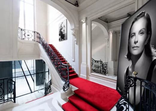 STUDIO HARCOURT 2