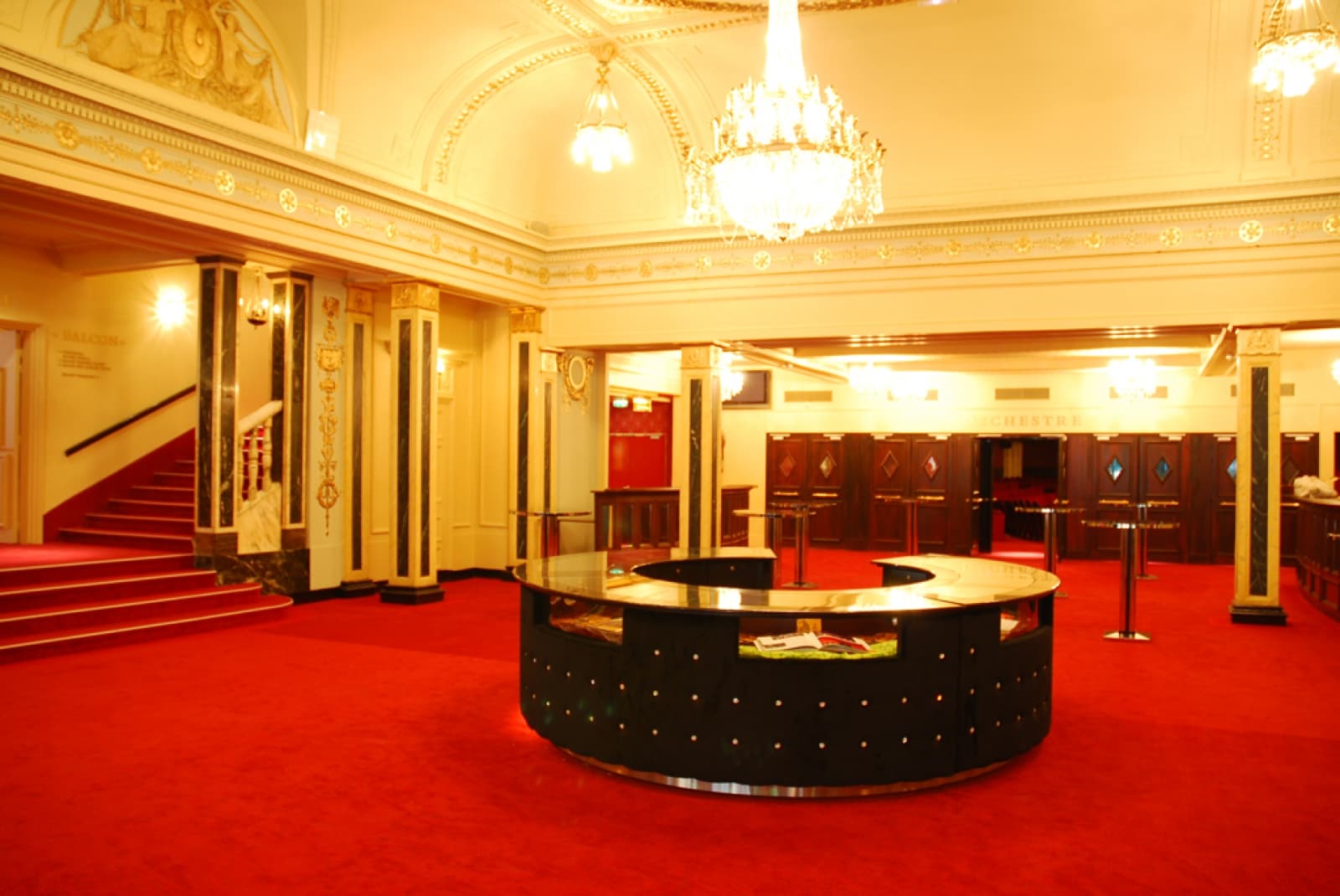 THÉÂTRE MOGADOR 3