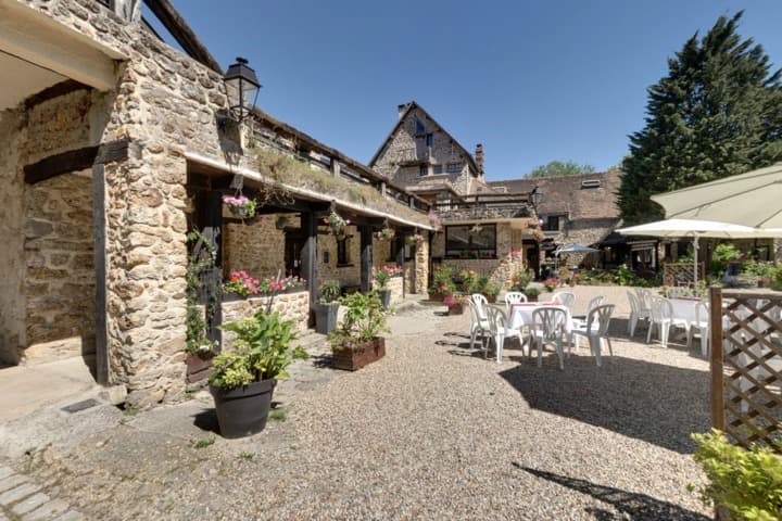 LE RELAIS DE LA BÉNERIE
