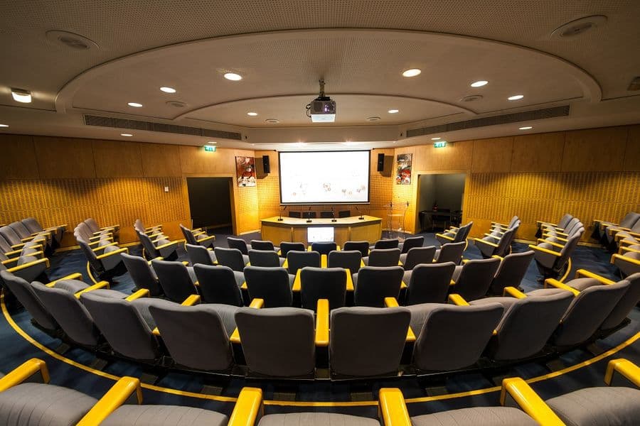 CENTRE DE CONFERENCE EDOUARD VII 2