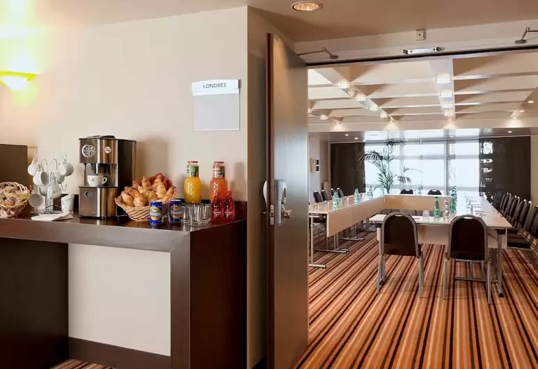 MERCURE PARIS MASSY GARE TGV  2