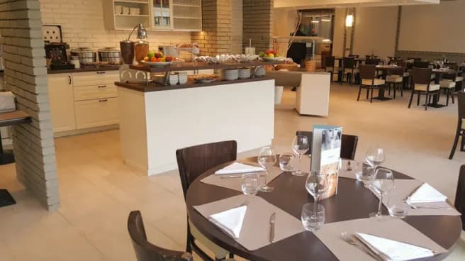 MERCURE LE BOURGET 2