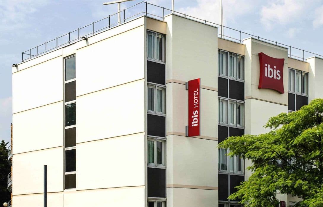 IBIS SAINT DENIS STADE OUEST