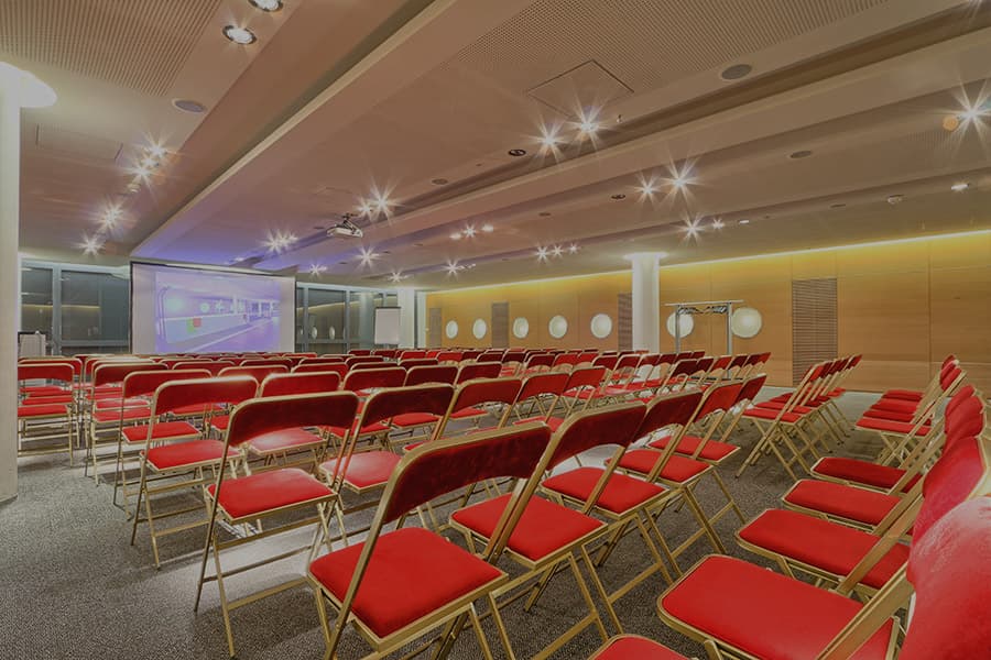 CENTRE DE CONFÉRENCES DE COEUR DÉFENSE 4