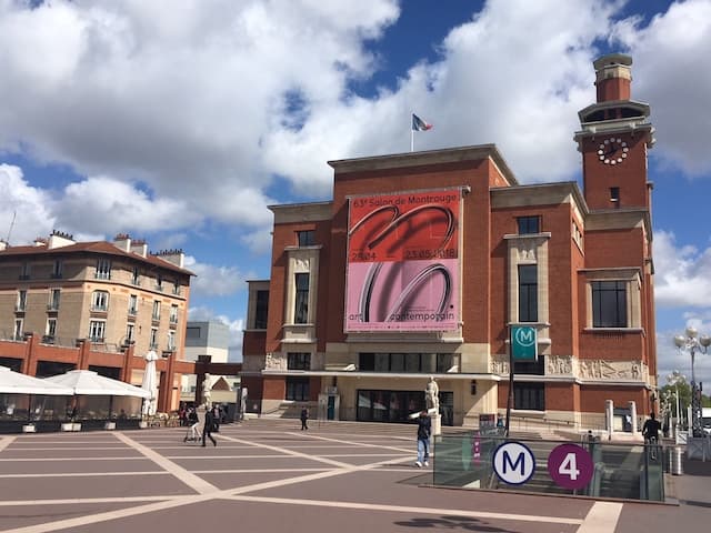 LE BEFFROI DE MONTROUGE