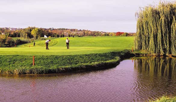 PARIS COUNTRY CLUB 4