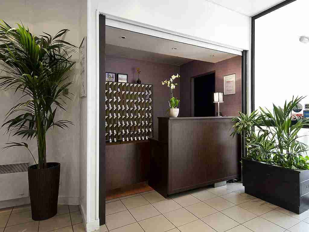 PORTE DE VERSAILLES ADAGIO ACCESS VANVes 2