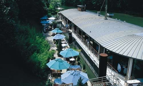 LE RIVER CAFE