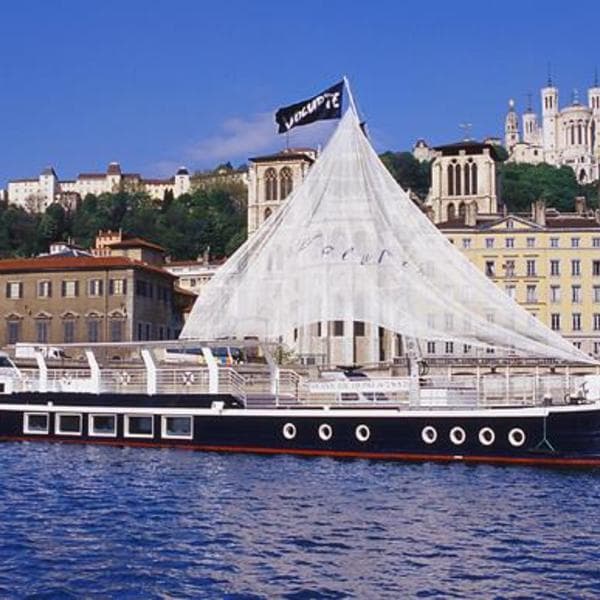 LES YACHTS DE LYON