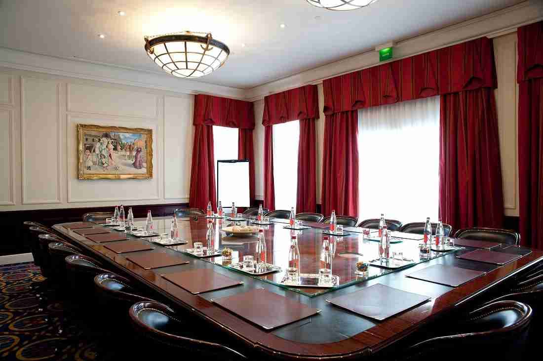 DISNEY BUSINESS SOLUTIONS 2