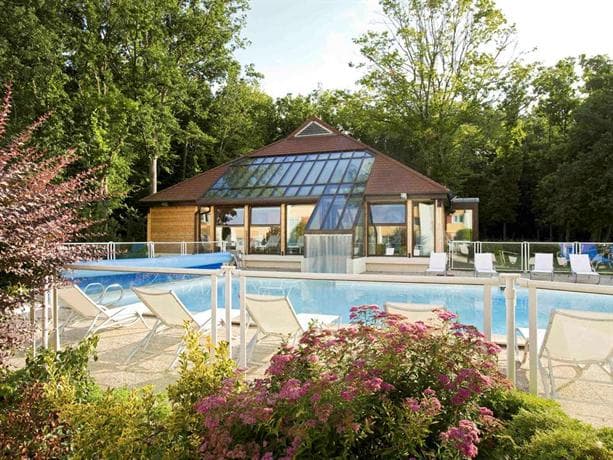 NOVOTEL FONTAINEBLEAU URY 2