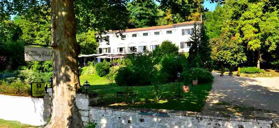 HOSTELLERIE COUNTRY CLUB