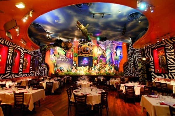 PLANET HOLLYWOOD 2