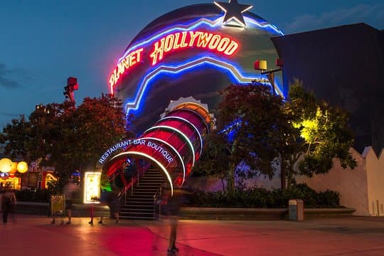 PLANET HOLLYWOOD