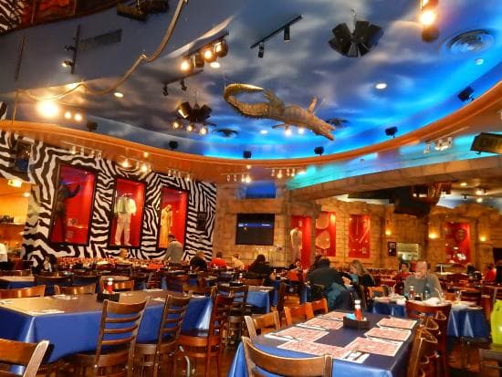 PLANET HOLLYWOOD 3