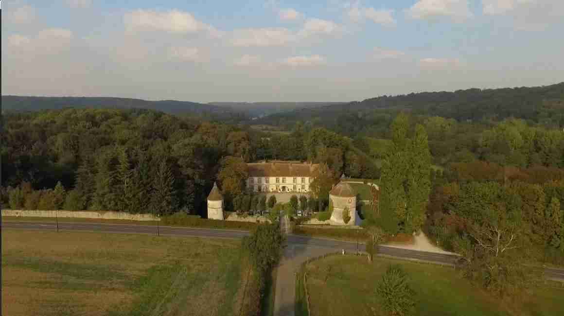 CHÂTEAU DE LA COUR SENLISSE