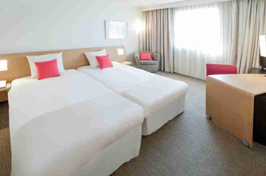 NOVOTEL LYON GERLAND 3