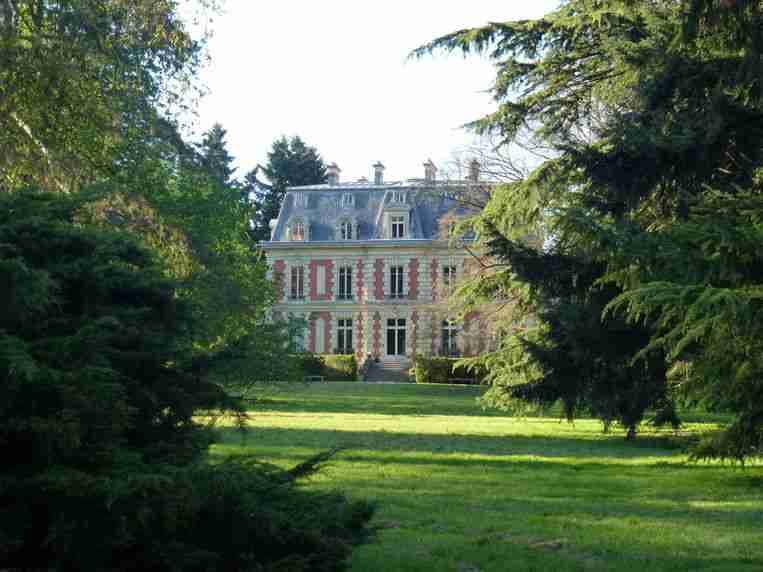 CHÂTEAU ET ORANGERIE DE CHÂTENAY