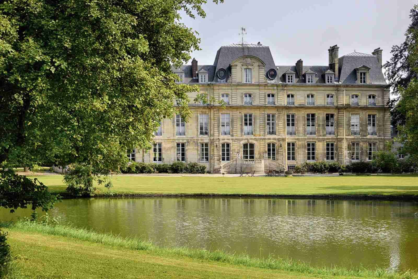 CHÂTEAUFORM' NOINTEL 