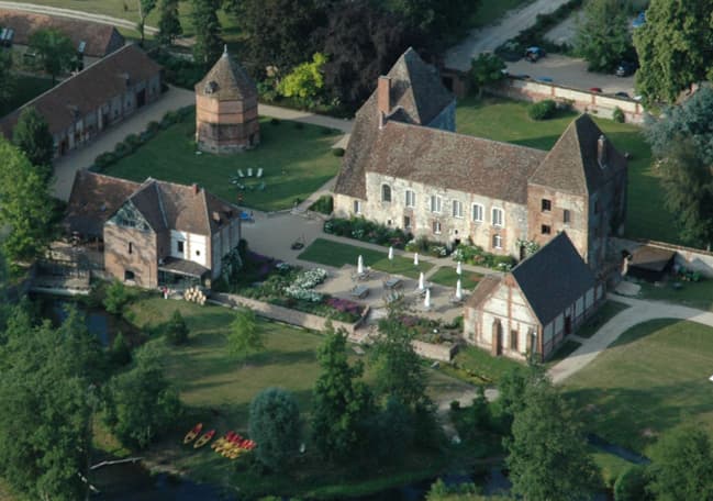 LE MANOIR DES BRUMES