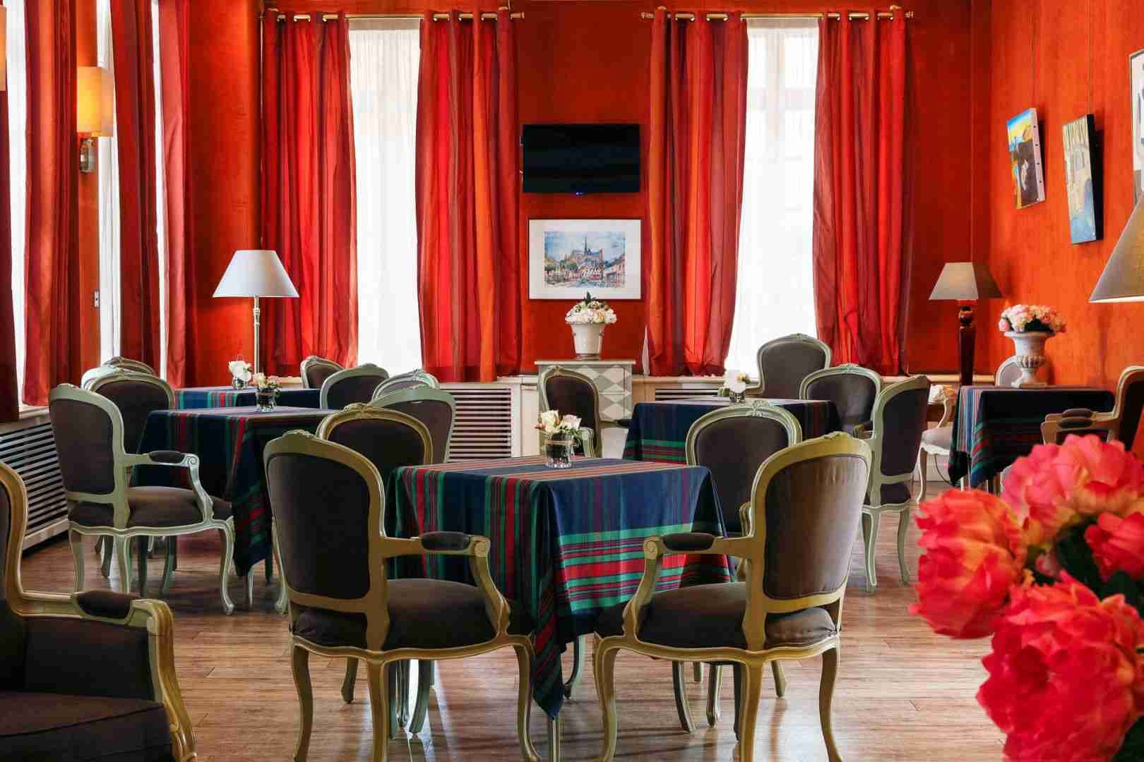 BEST WESTERN GRAND HÔTEL DE L'UNIVERS 3