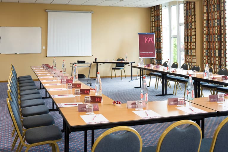HôTEL MERCURE BEAUVAIS  3