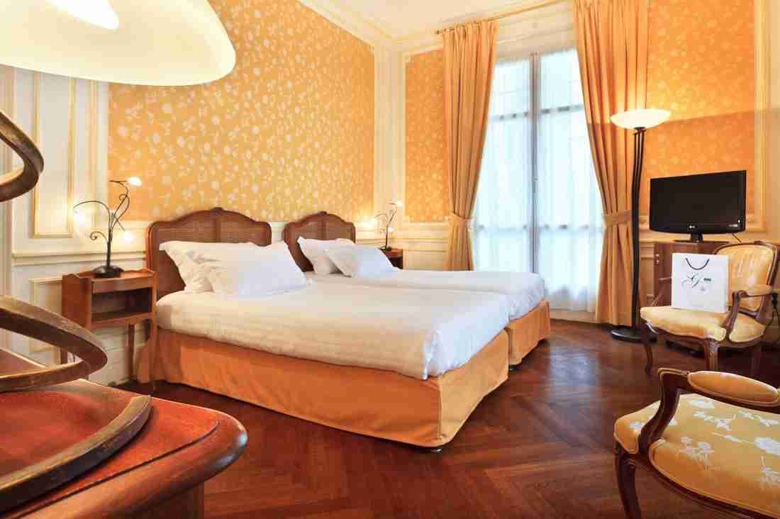 HÔTEL GOUNOD  2