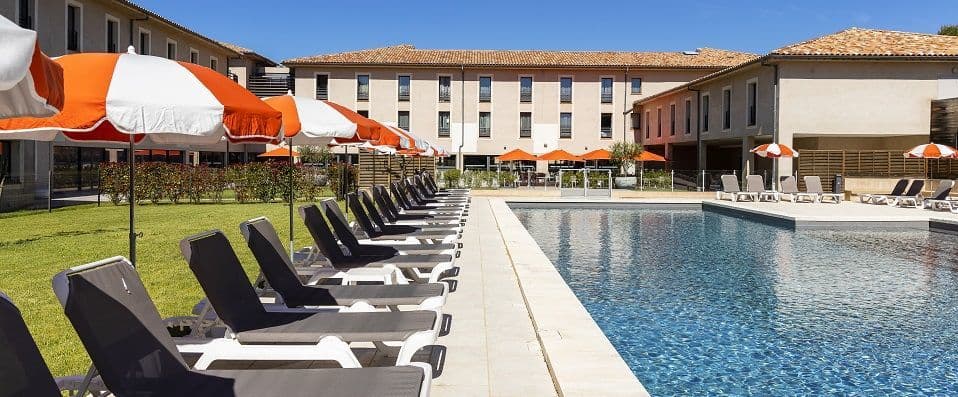 GRAND PRIX HÔTEL & RESTAURANT  2