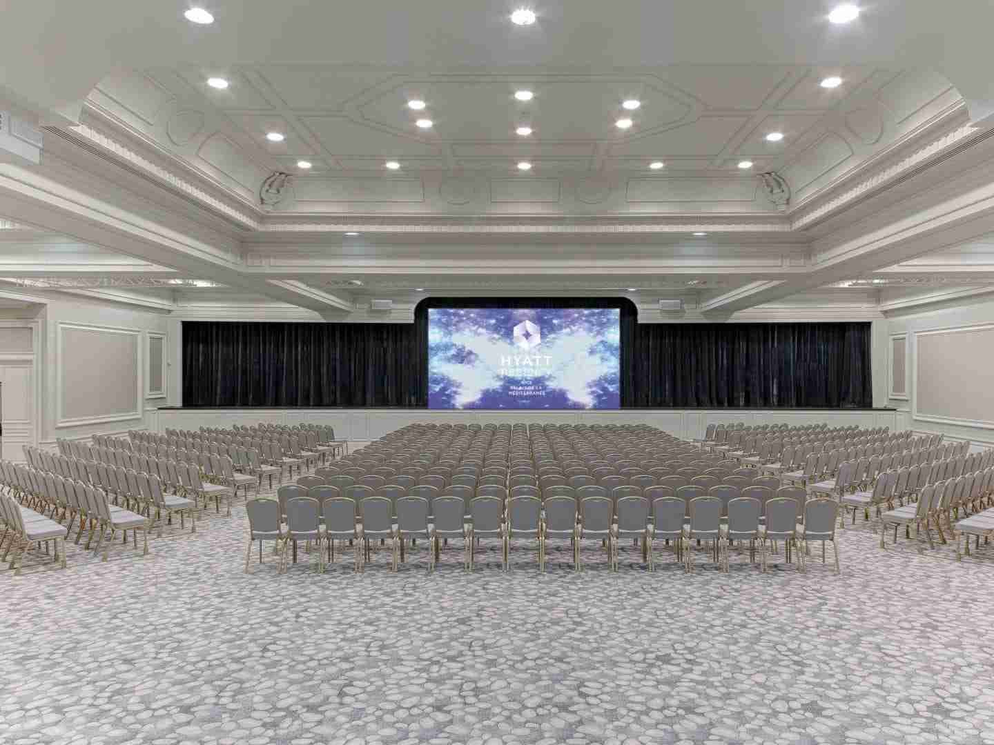 Hyatt Regency Nice Palais de la Méditerranée 2