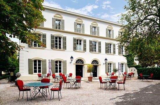 DOMAINE DE CHÂTEAUNEUF 
