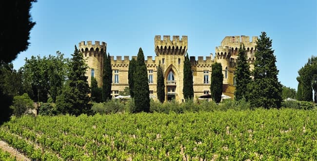 HOSTELLERIE DU CHâTEAU DES FINES ROCHES 