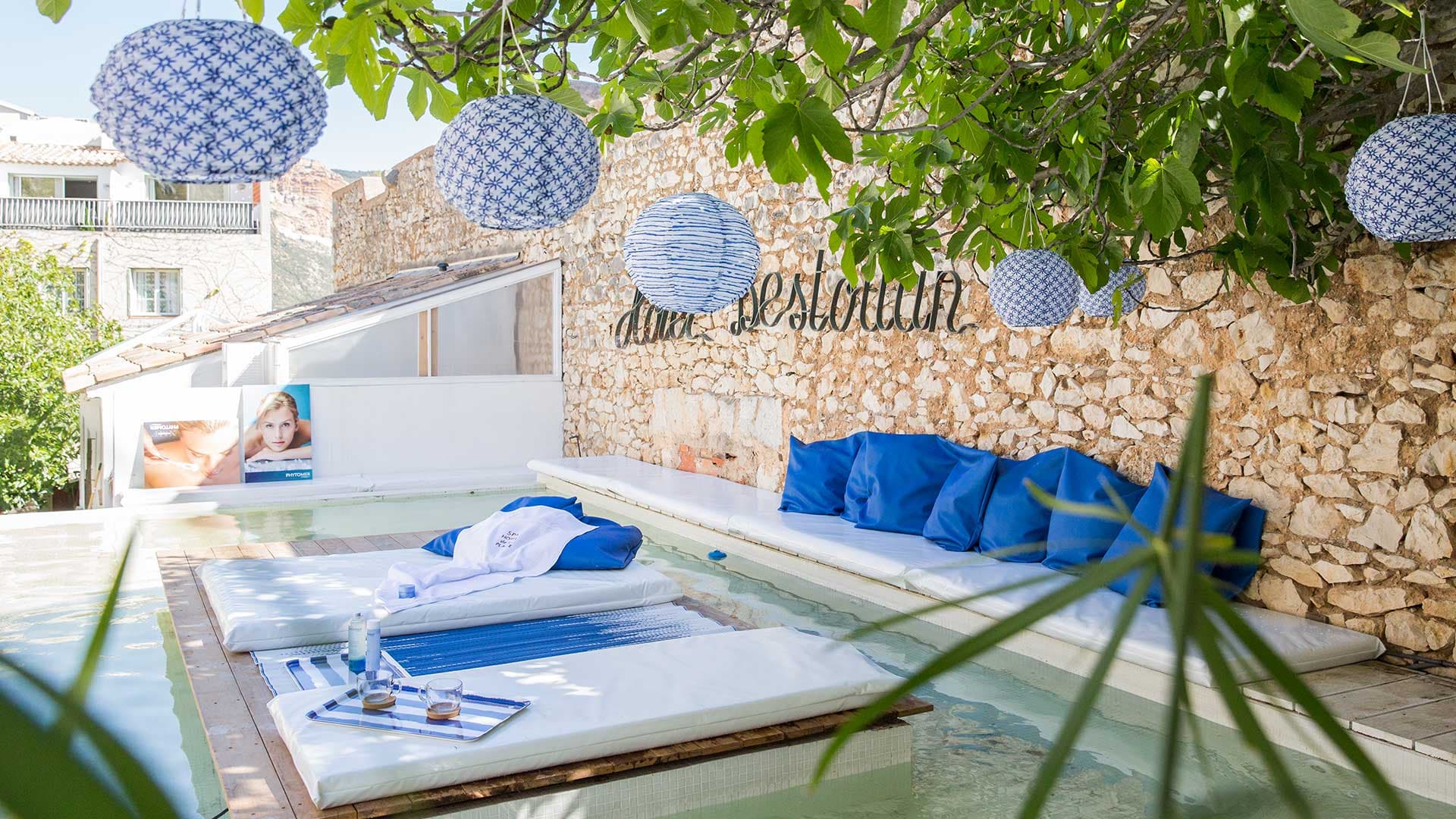 HôTEL DE LA PLAGE MAHOGANY  2