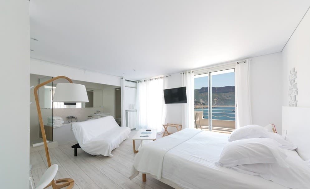 HôTEL DE LA PLAGE MAHOGANY  4