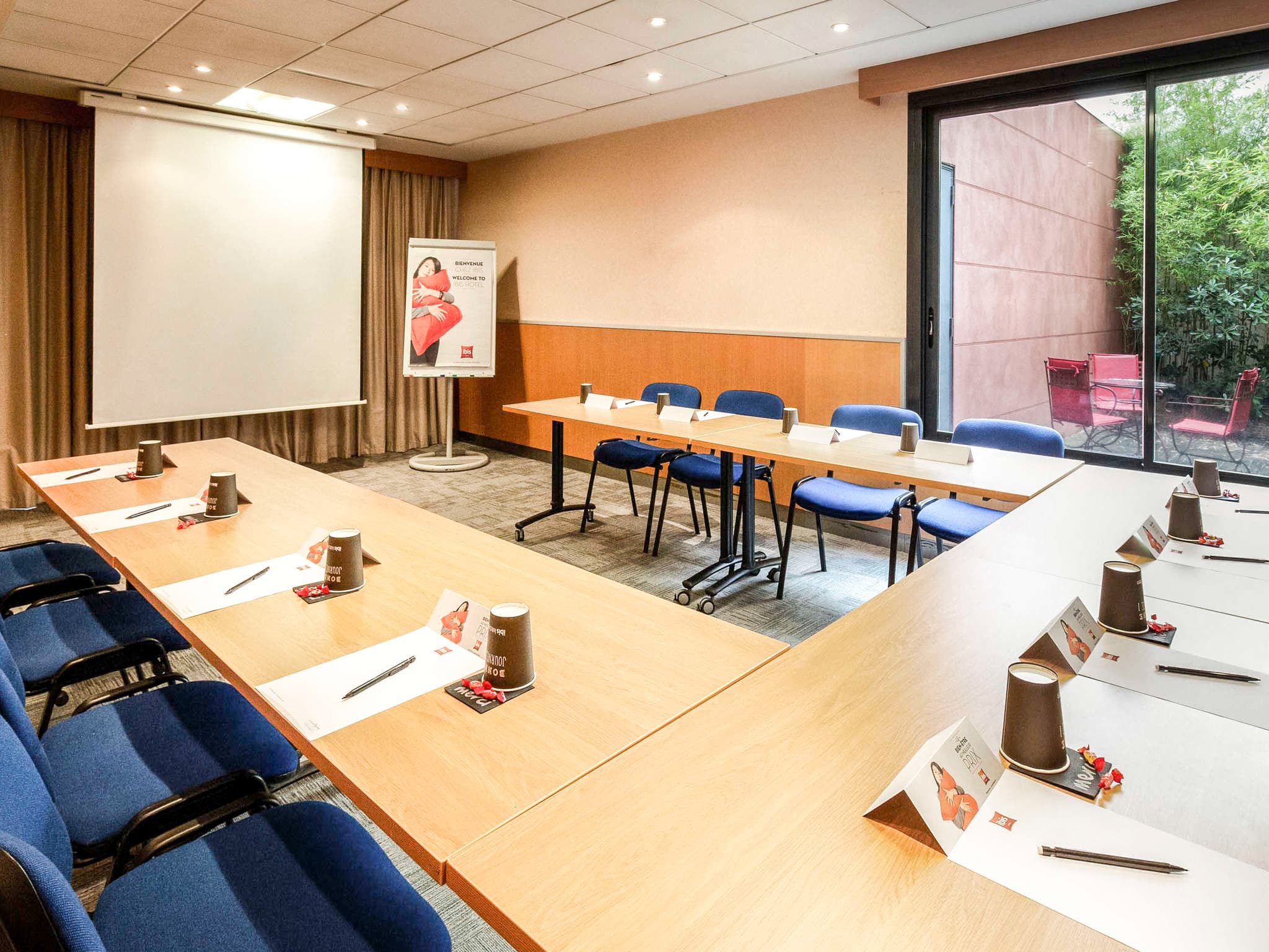 IBIS CANNES MANDELIEU  2
