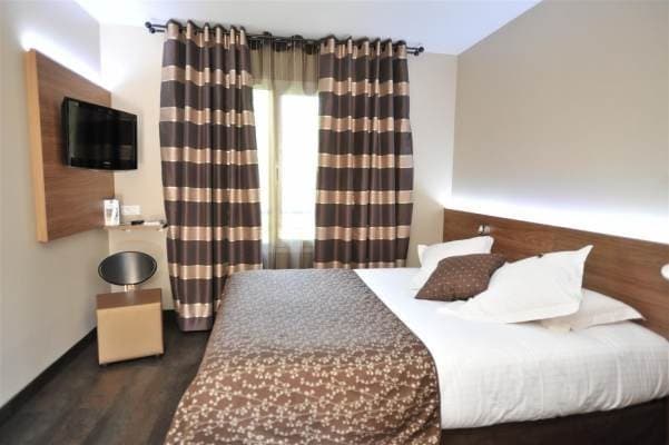 BEST WESTERN LE LONGCHAMP 3