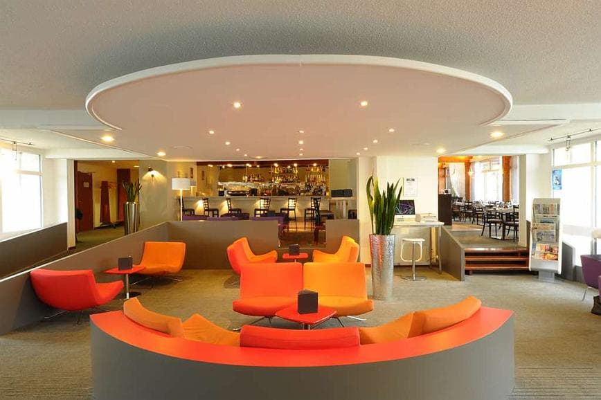 BEST WESTERN SAINT-ETIENNE AÉROPORT 3