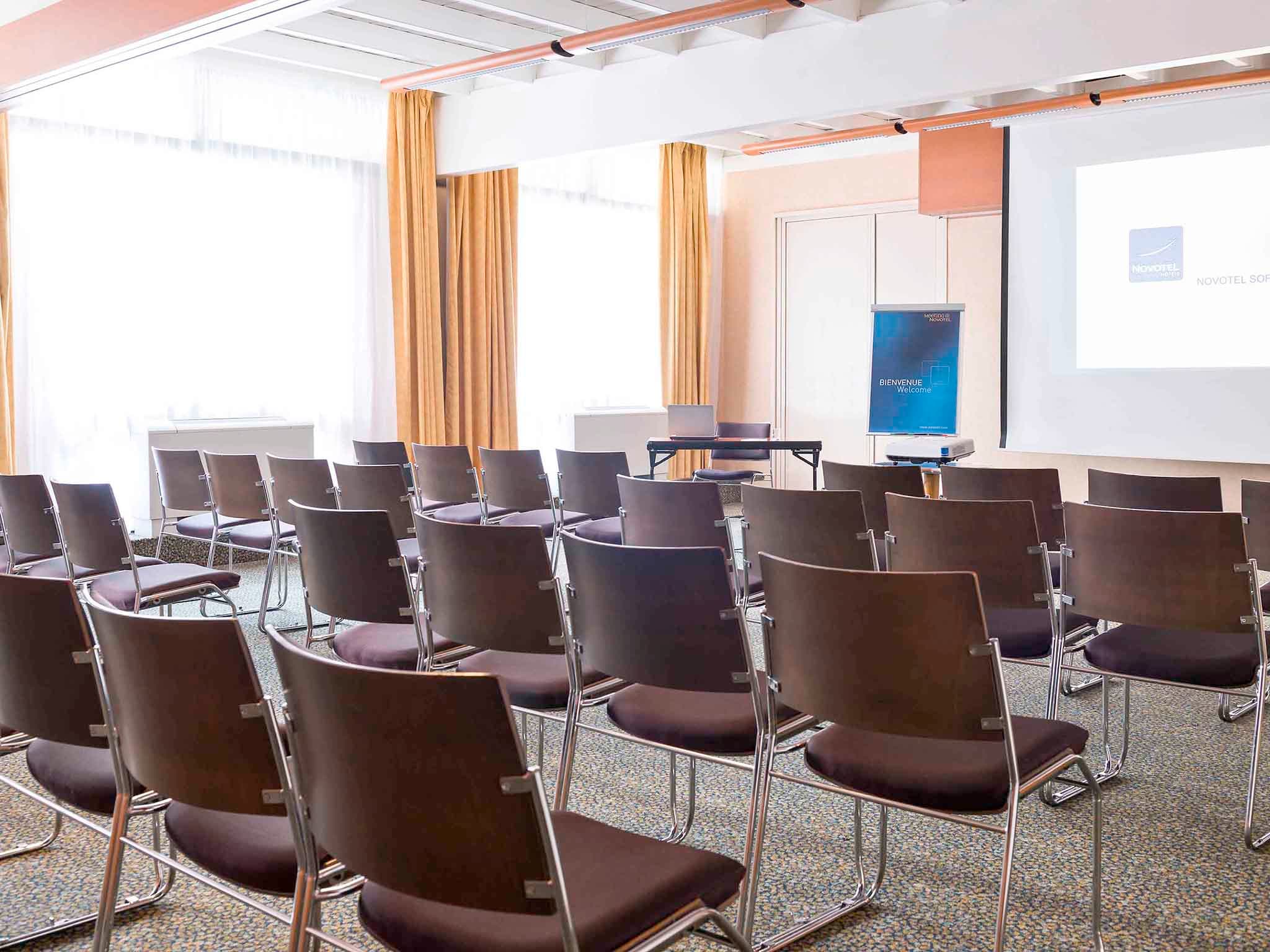 NOVOTEL SOPHIA ANTIPOLIS  3