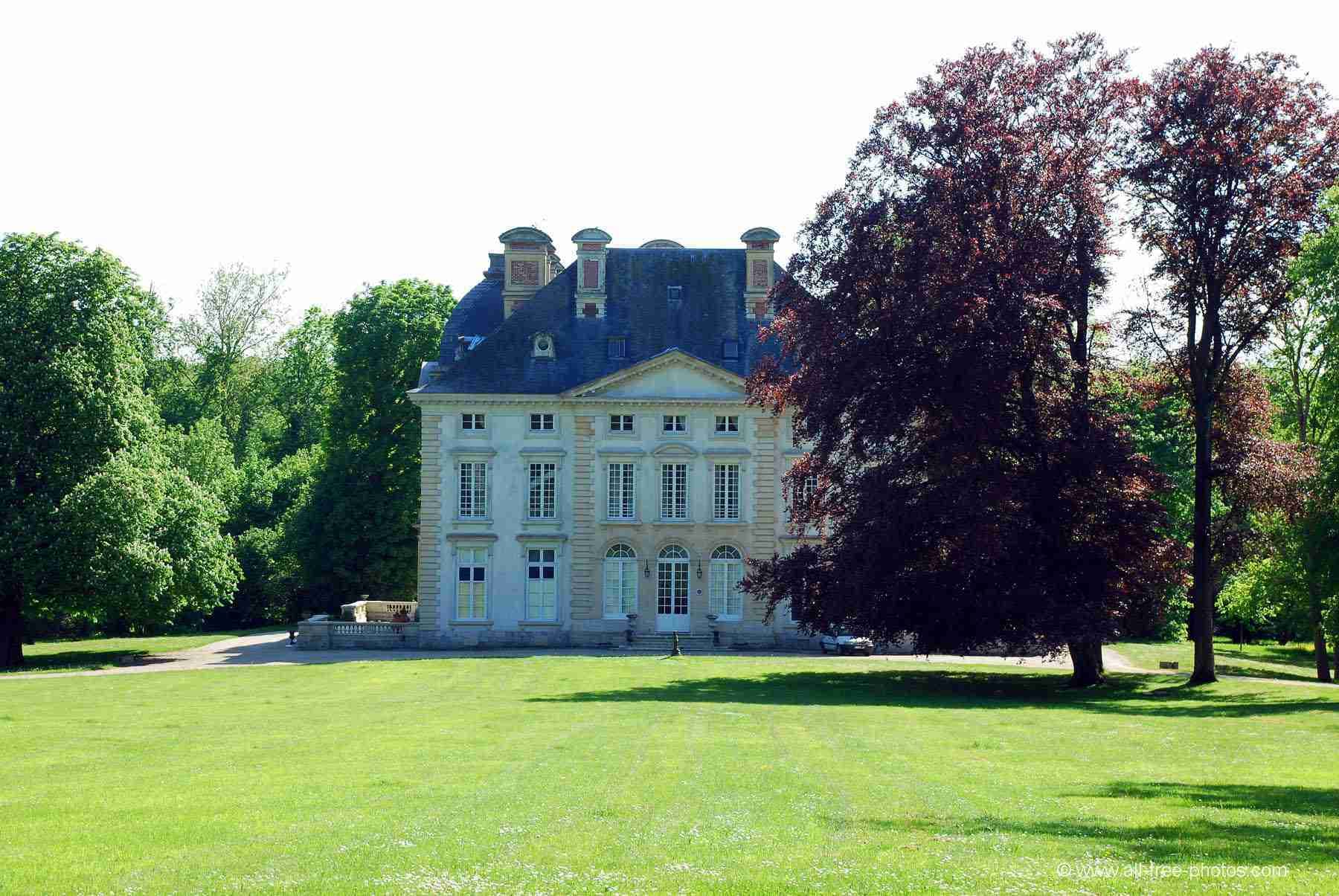 CHÂTEAU DE BERCHÈRES