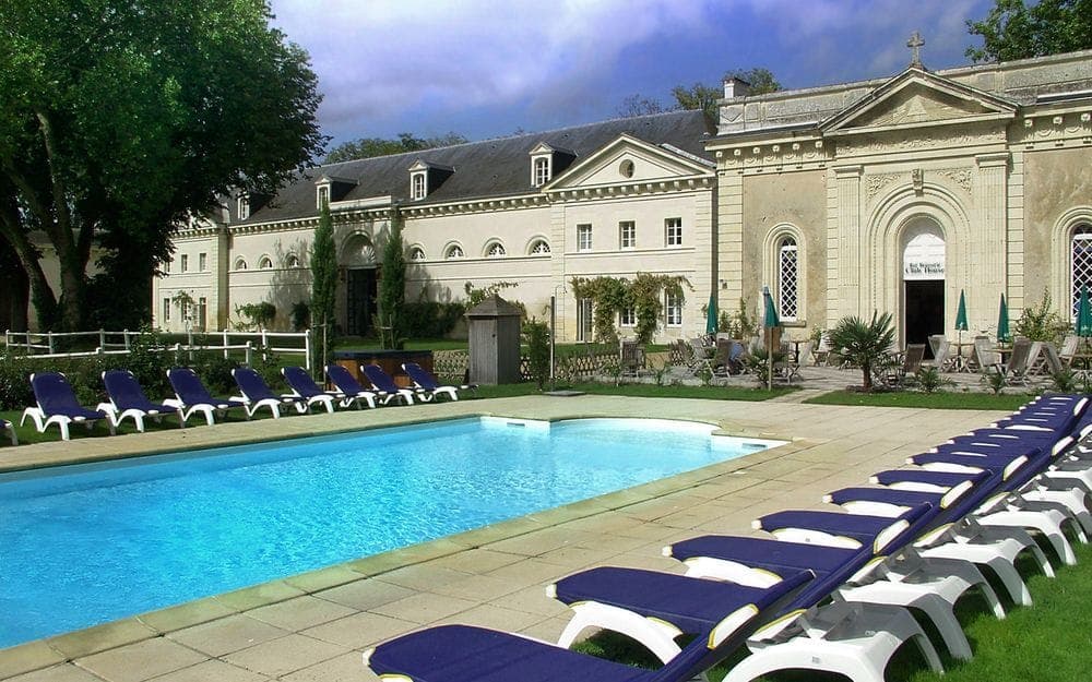 CHÂTEAU DES SEPT TOURS  2