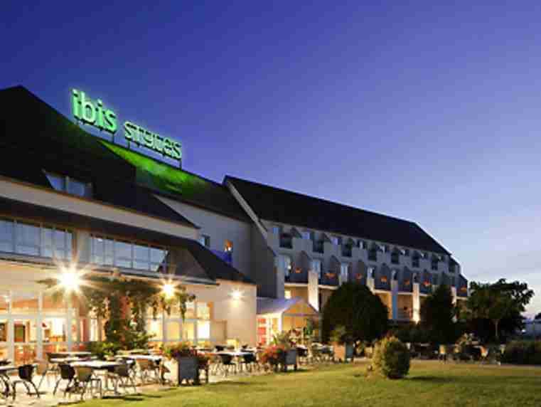 IBIS STYLES CHINON