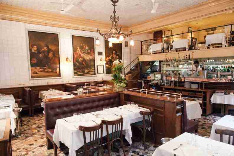 CHEZ MOSS 2