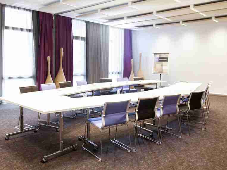 NOVOTEL STRASBOURG CENTRE HALLES  2