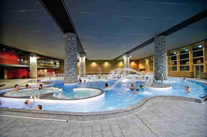 CENTRE DE CONGRÈS Val d'Isère 3