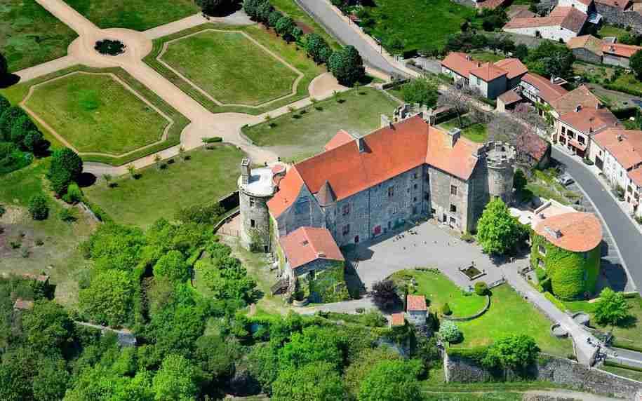 CHÂTEAU ROYAL DE SAINT-SATURNIN