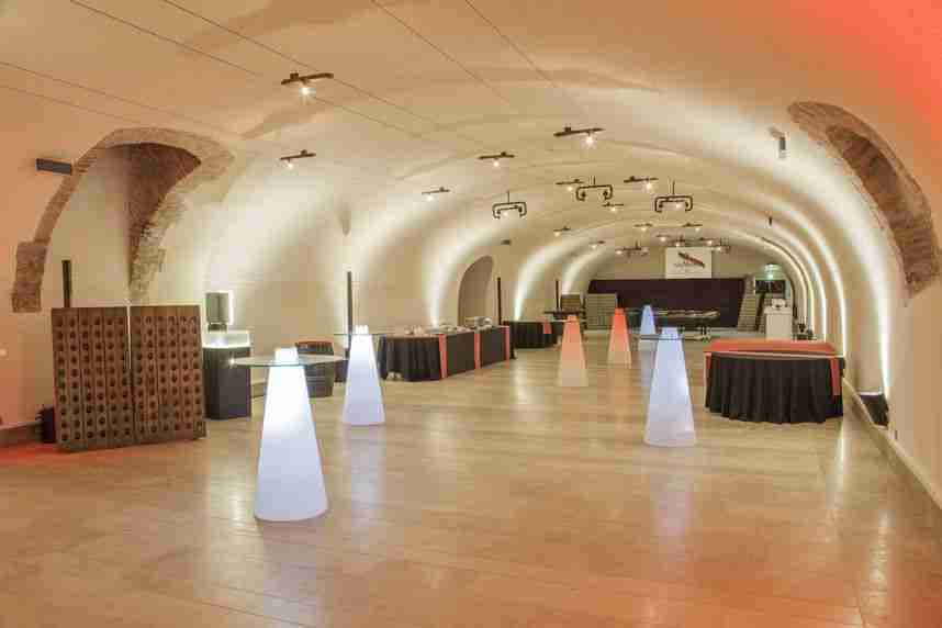 CHAMPAGNE MUMM 2