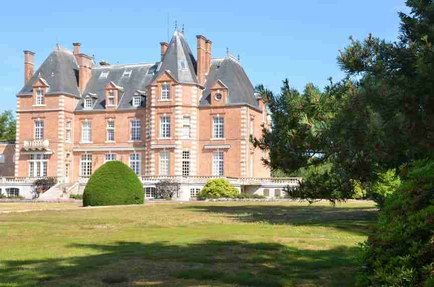 DOMAINE DE CHALÈS