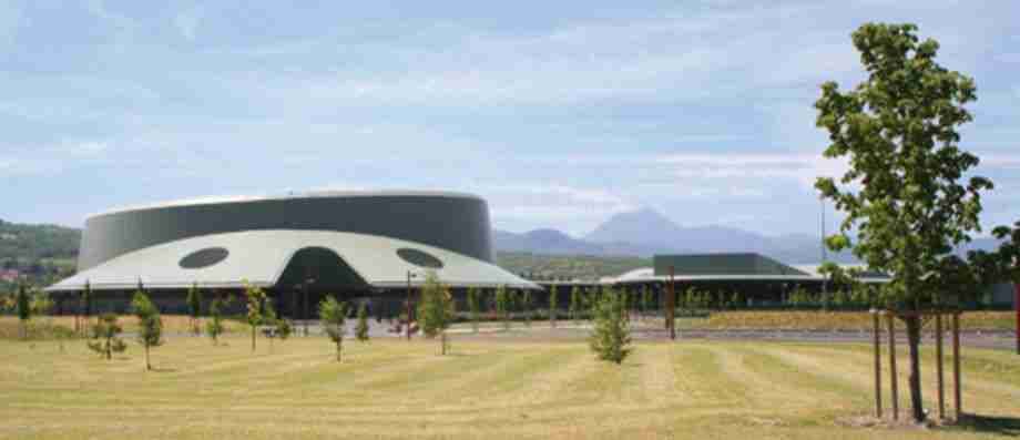 GRANDE HALLE D'AUVERGNE 2